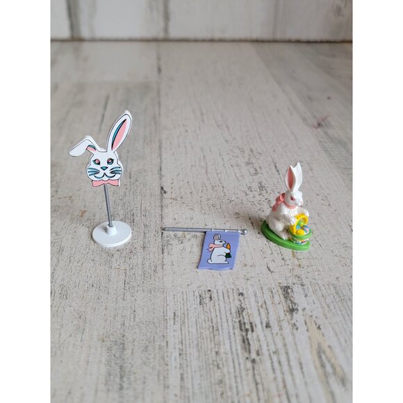 Dept 56 Easter bunny sign set village accessory set spring - Picture 1 of 7
